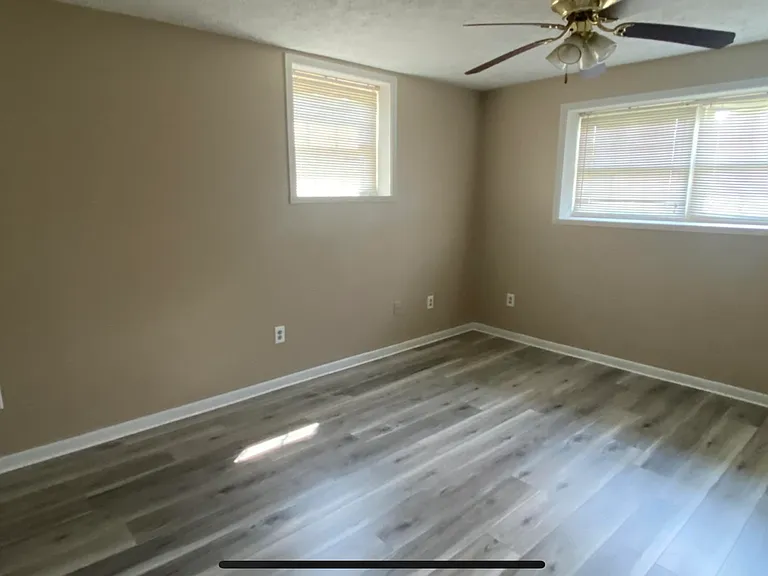 241 Dover Ave — Photo 5