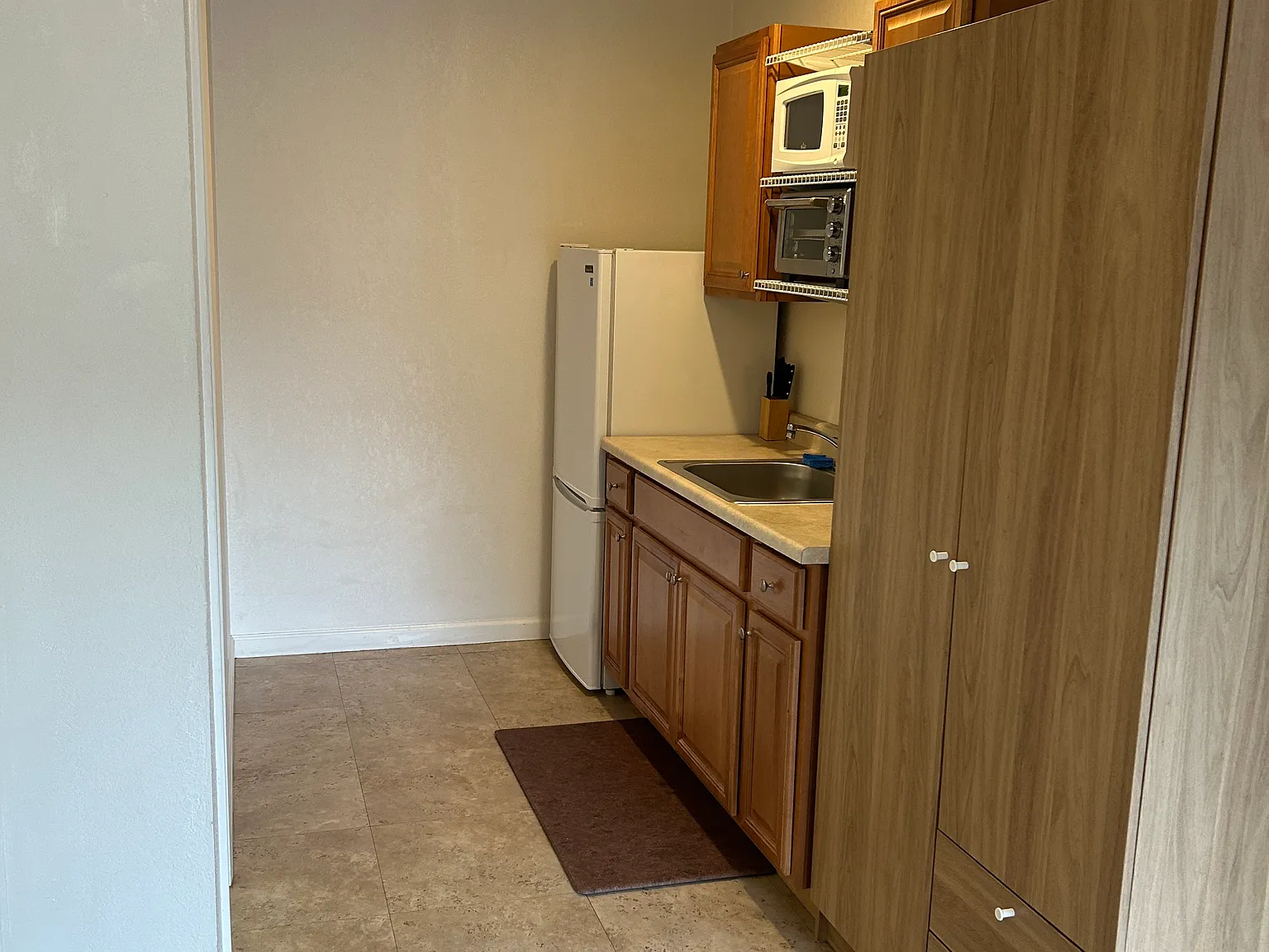 1647 Park St — Photo 3