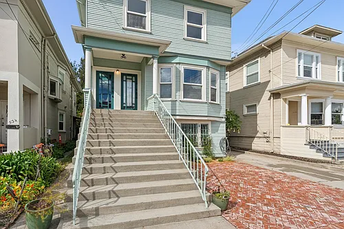 532 42nd St #532 Photo 1
