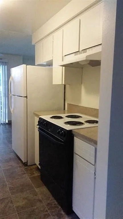 Linden Apartments — Photo 1