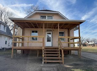 1638 4th St, Madison, IL 62060