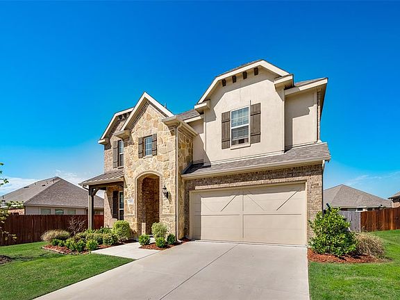 3rd image of 1412 Freesia Dr