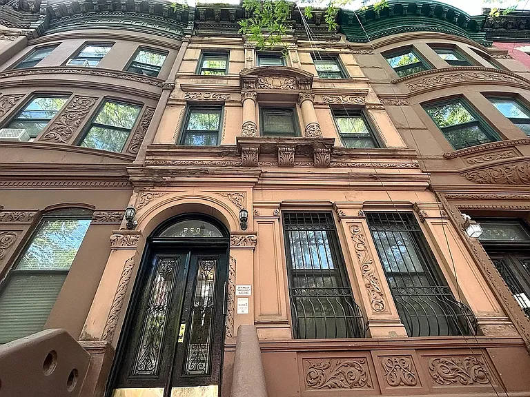 250 W 137th St #3F — Photo 1