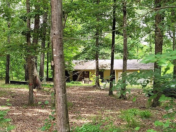 3rd image of 808 W Clearwater Dr