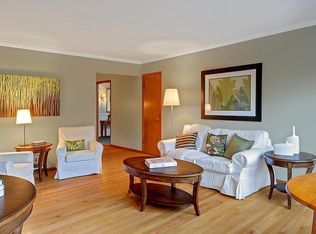 6212 Phinney Ave N APT 4, Seattle, WA 98103