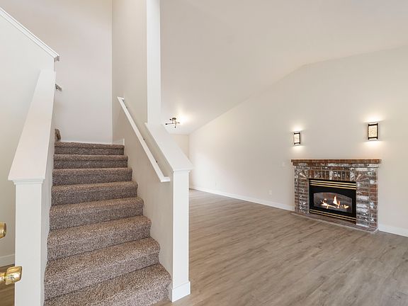 3rd image of 3807 153rd St E