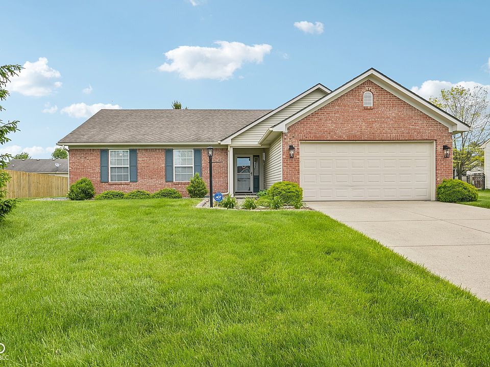 1st image of 951 Tulip Way