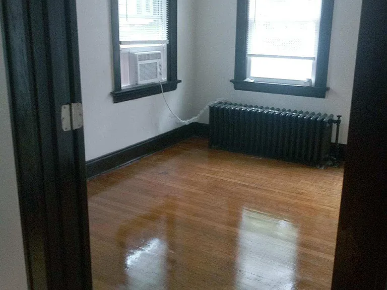 219 Gilman Ave — Photo 6