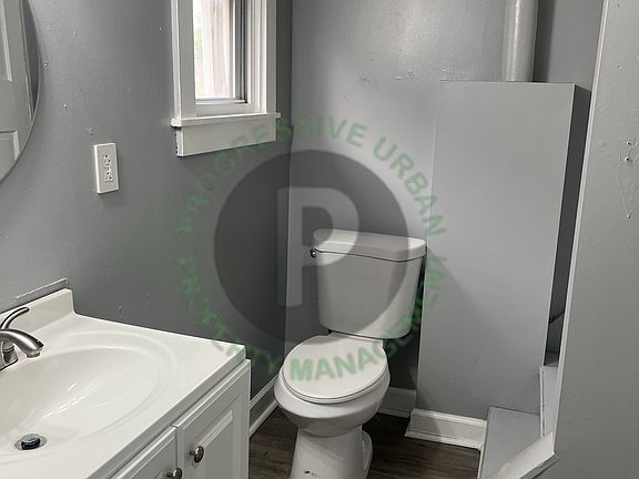2nd image of 3586 W 47th St