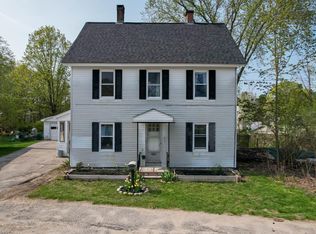7 Maple St, Farmington, NH 03835