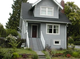 2622 39th Ave SW, Seattle, WA 98116