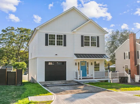 62 Long Island View Road, Milford, CT 06460