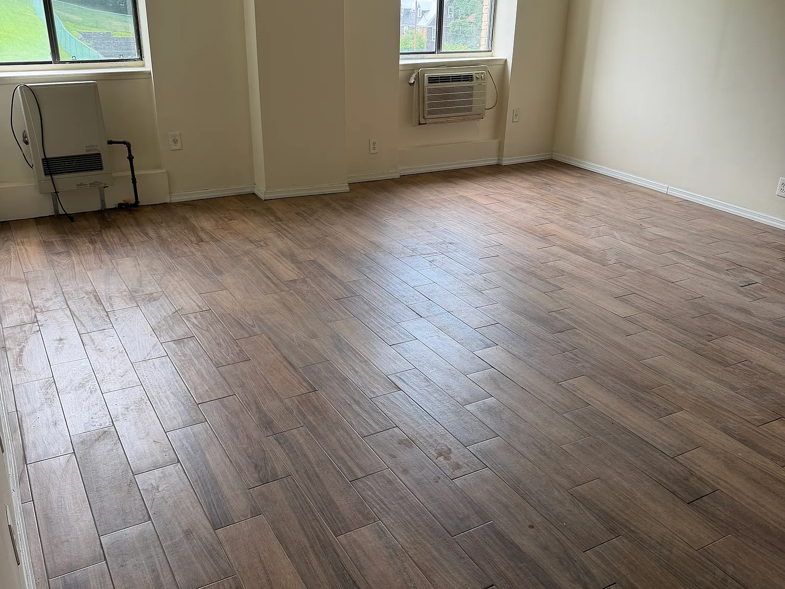 1 bed, 700 sqft, $2,100 — Photo 4