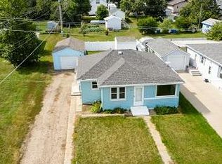 309 1st Ave NW, Beulah, ND 58523