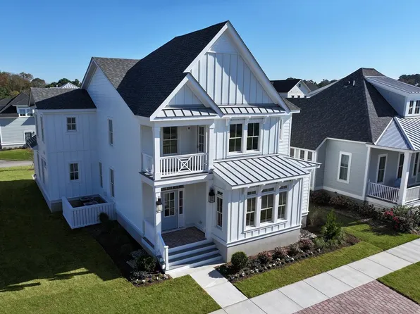 411 Walbridge Bend Cpe, Charles, VA 23310