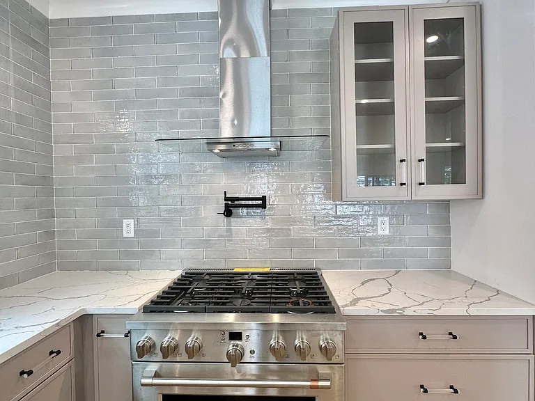 169 Chelsea Ave — Photo 6