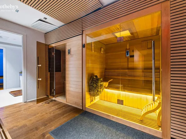 570 Broome Street image 13 of 16