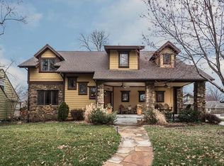 2900 W 51st St, Westwood, KS 66205