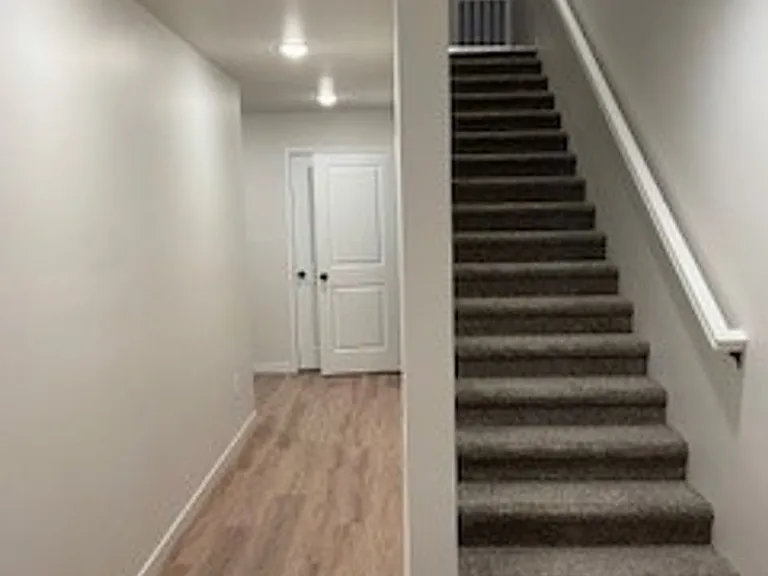 826-834 Thames Ct #1008 — Photo 39