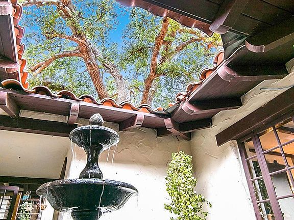 The sound of tranquility flood the home throughout.