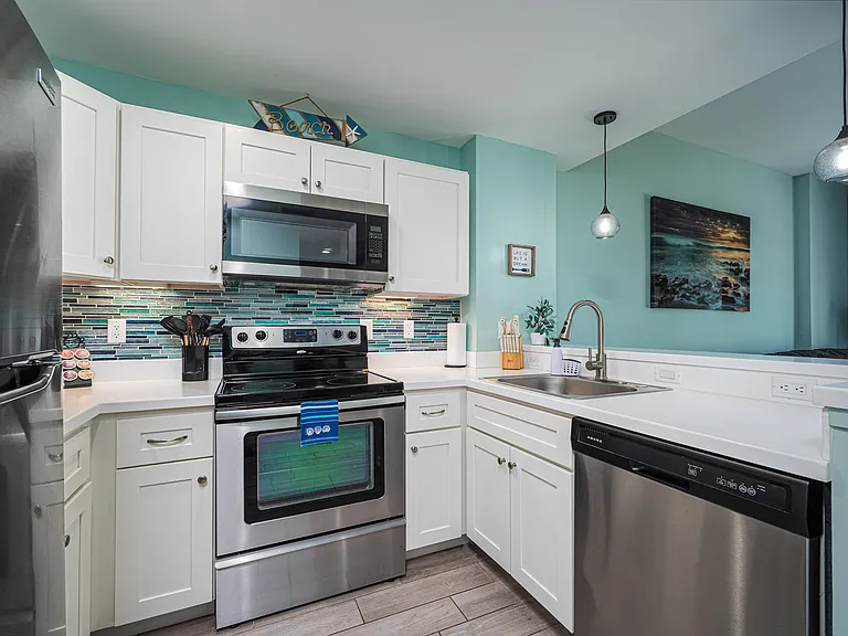 Fully equipped Gourmet Kitchen