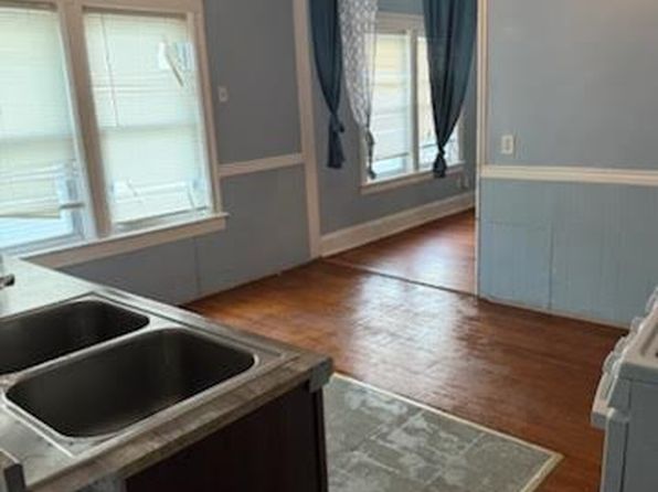 30 Hendricks St #3L