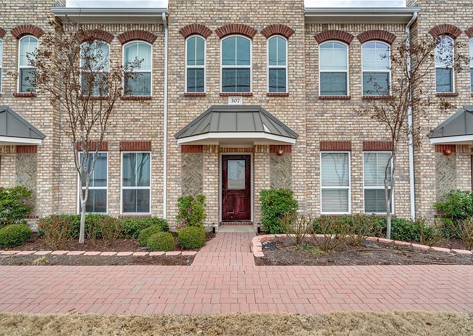 1st image of 307 S Kealy Ave
