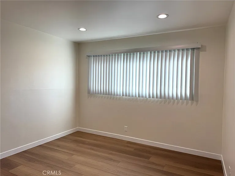 18657 Collins St #4 — Photo 7