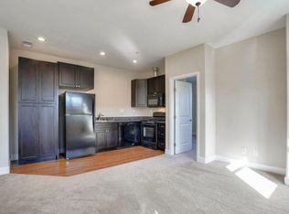 1930 Terry Rd UNIT B, Santa Rosa, CA 95403