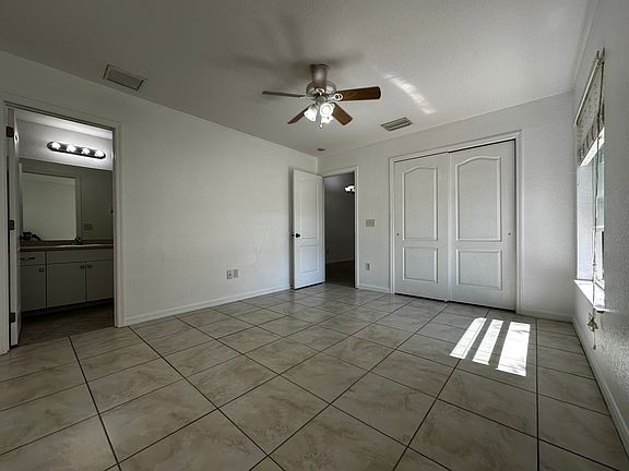 5th image of 1240 SE 24th Ave
