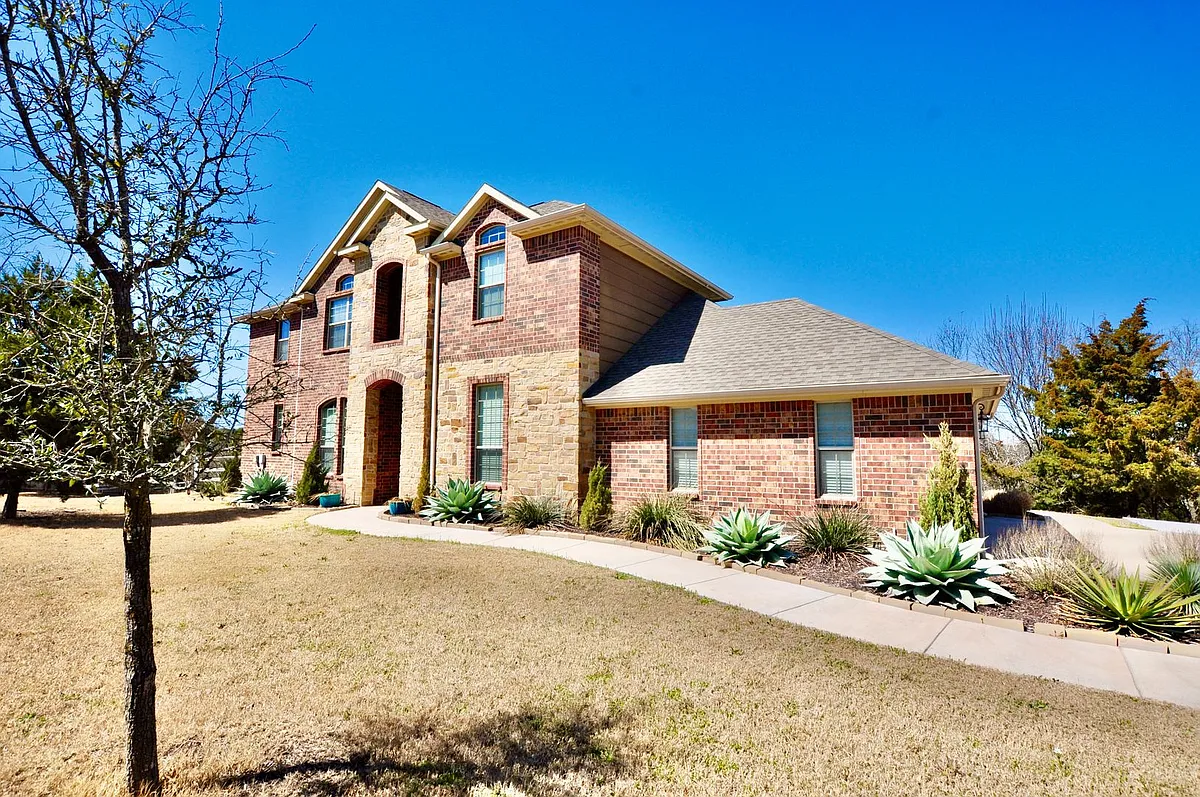 Building Photo - 2529 Elk Hollow Ln