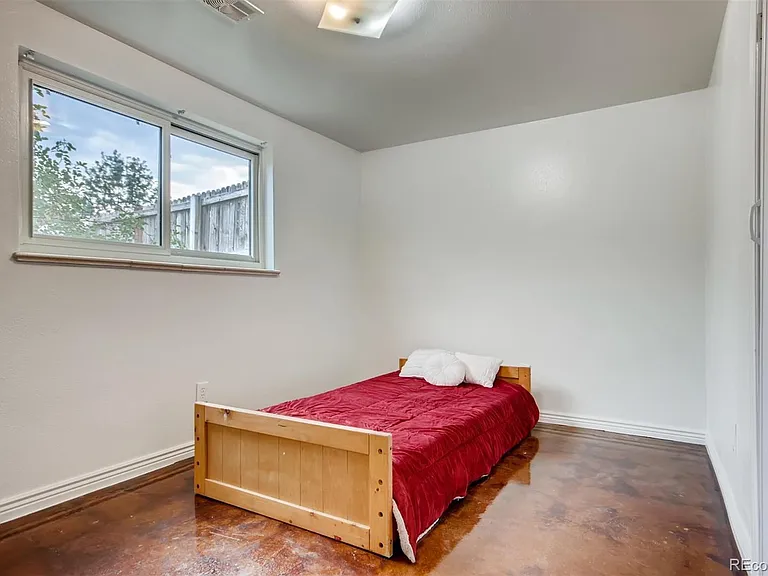 6054 Allison St — Photo 13