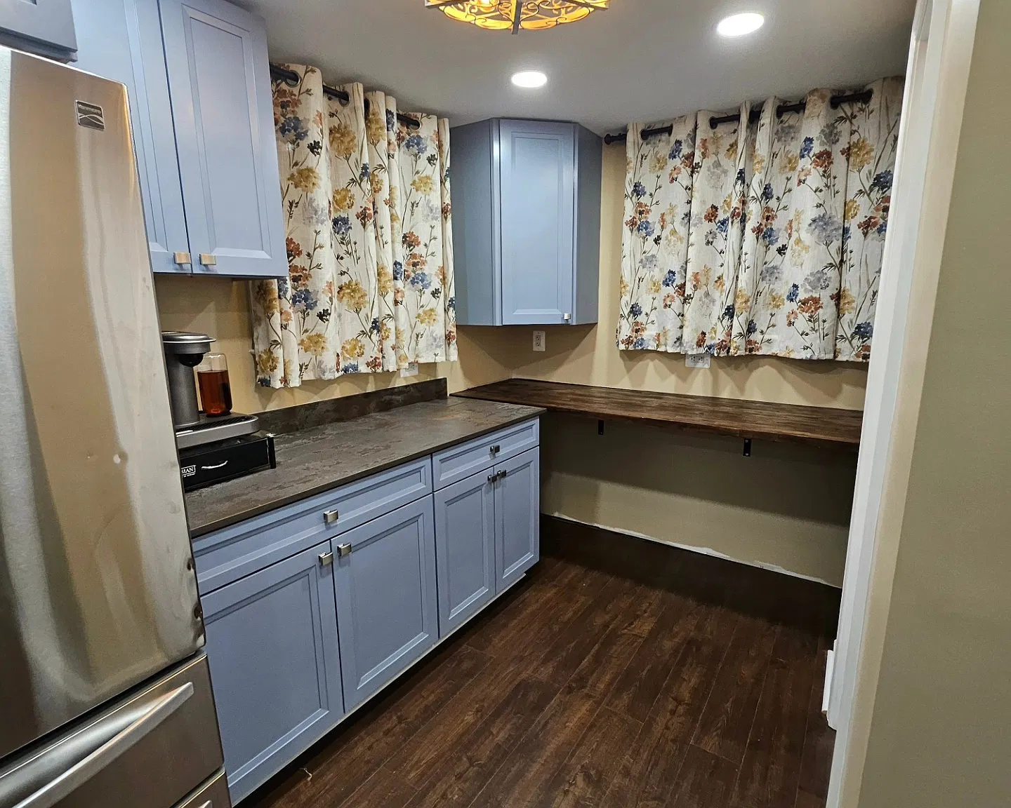 3 bed, 1750 sqft, $3,000 — Photo 2