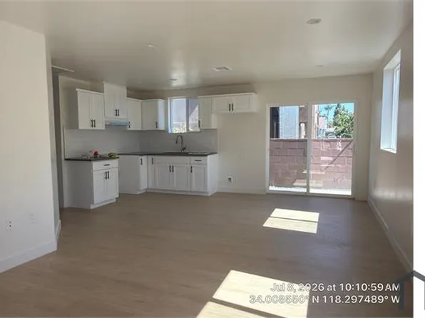 1243 W 41st Pl, Los Angeles, CA 90037