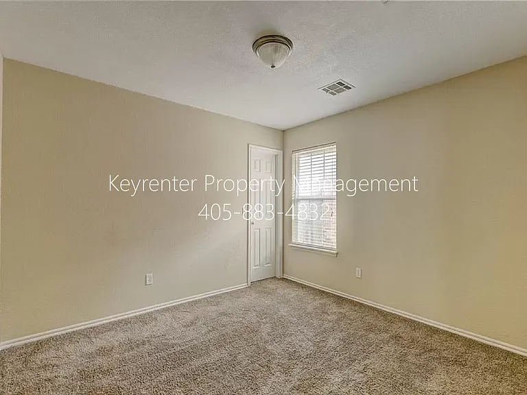 12328 SW 5th St — Photo 26