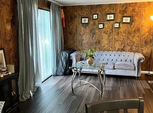 107 Cambridge Cir, Hurleyville, NY 12747