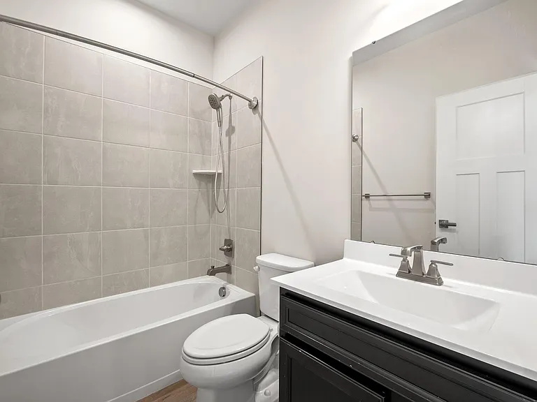 9019 Belinda Blvd — Photo 18