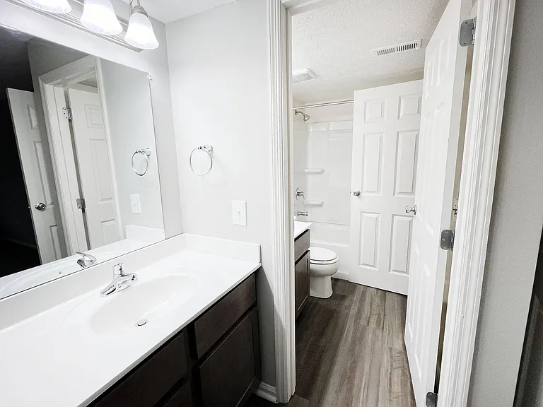 Deercross Apartments — Photo 86