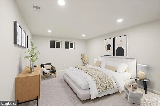 14863 Prestige Dr — Photo 22