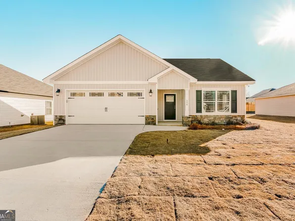 124 Red Tail Cir, Byron, GA 31008
