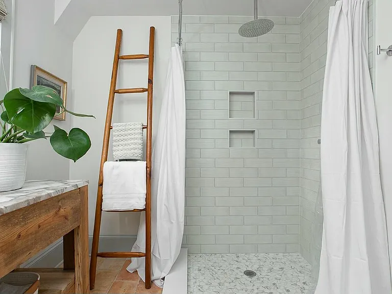 821 N Buchanan Blvd #C — Photo 23