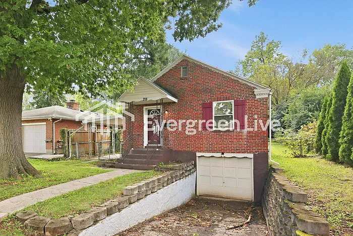 2 bed, 1.0 bath, 912 sqft, $1,145 — Photo 2