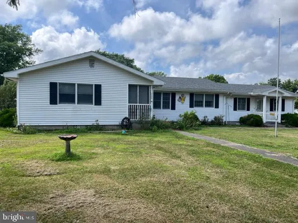 300 Ann Dr, Berlin, MD 21811