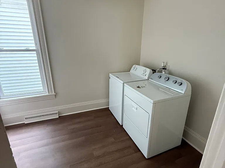 416 Ulster St #1 — Photo 5