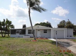 500 Jefferson Dr, Lehigh Acres, FL 33936
