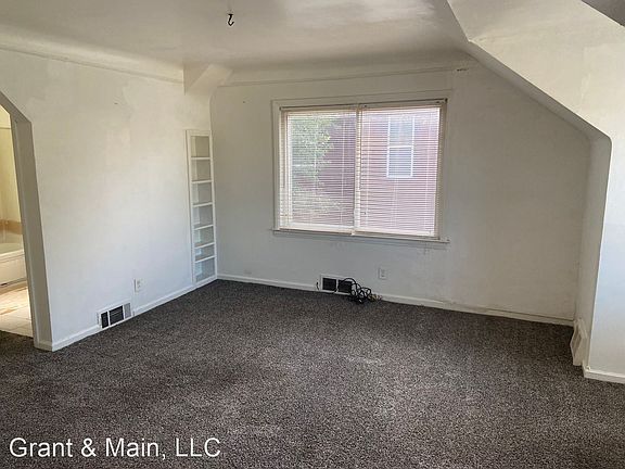 3rd image of 5781 Chalmers Ave Unit 2