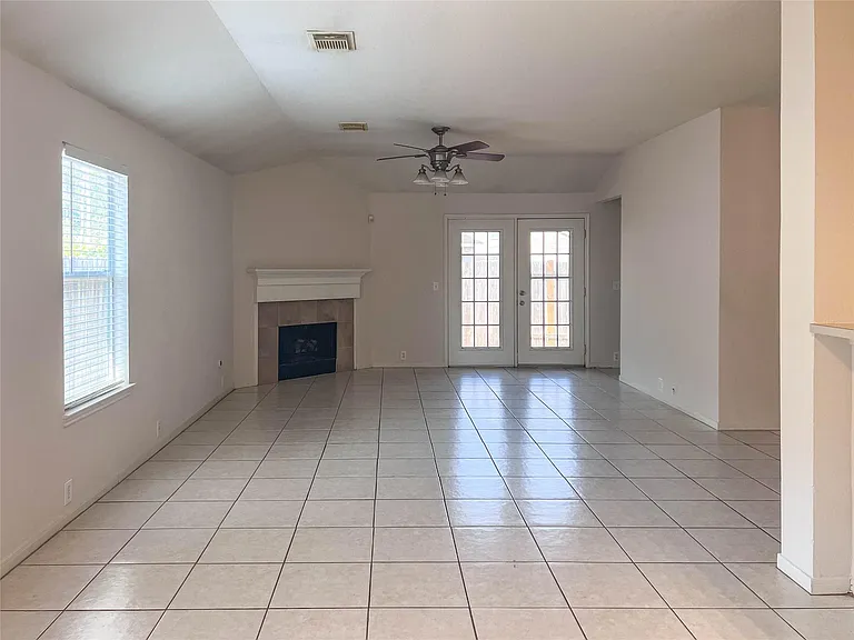 659 Cypresswood Trce — Photo 2