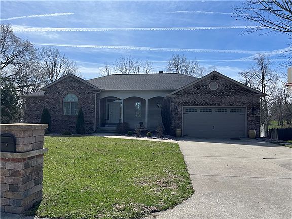 2nd image of 1182 Wedgewood Ct