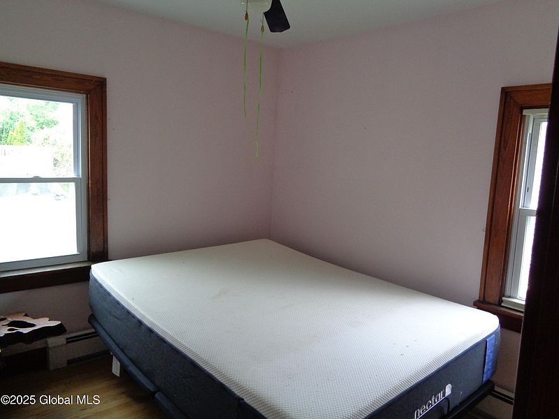 5th image of 2893 Plunkett Avenue
