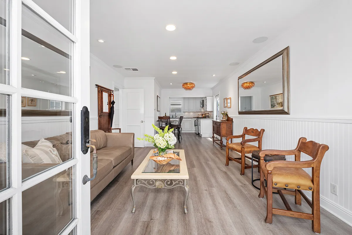 708 Avocado Ave — Photo 4